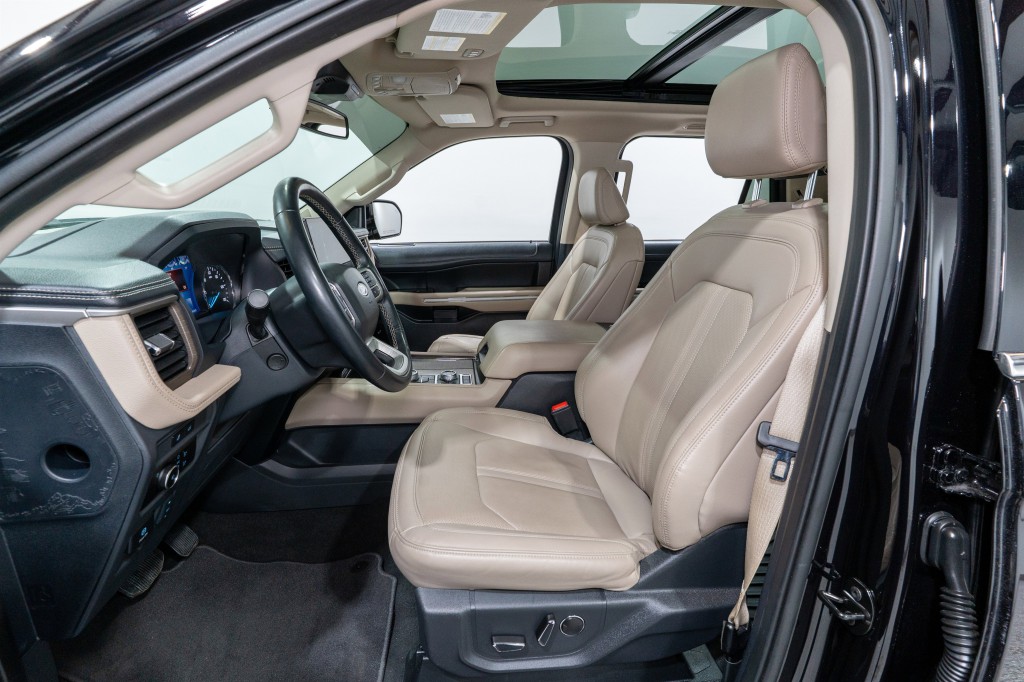 2024 Ford Expedition Image 17
