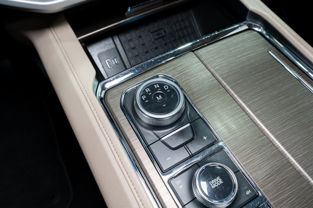 2024 Ford Expedition Image 25