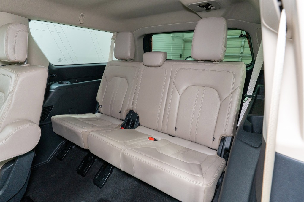 2024 Ford Expedition Image 35