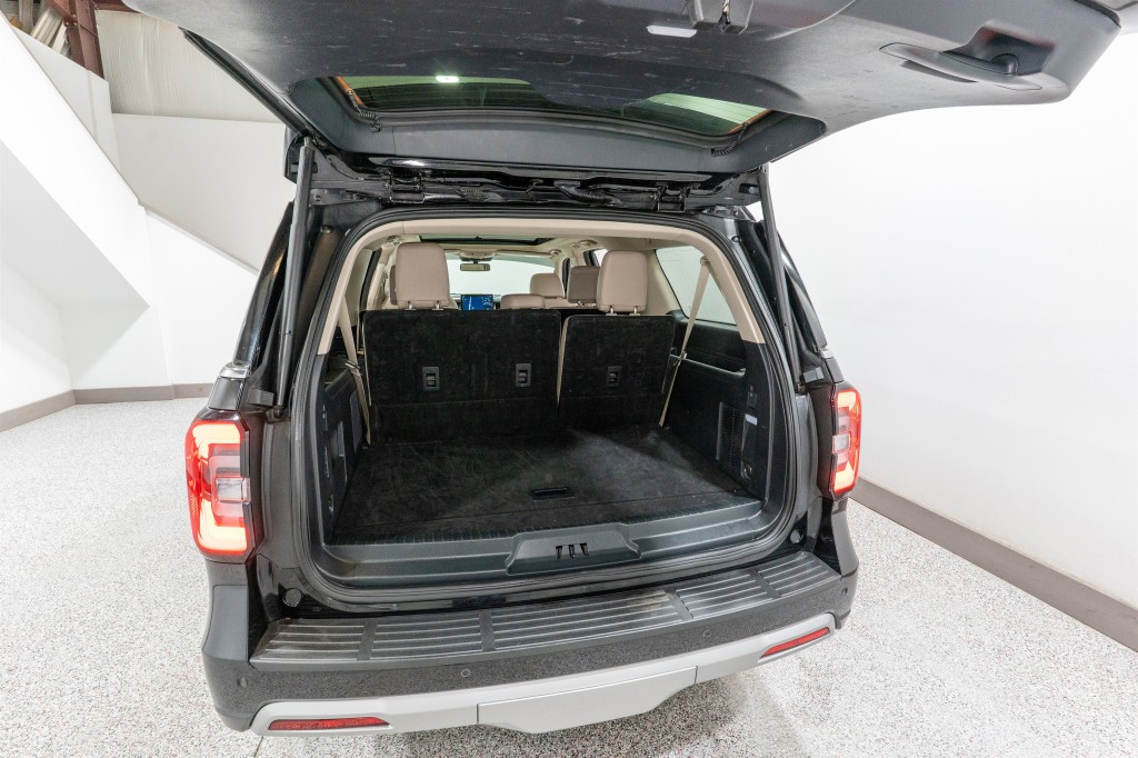 2024 Ford Expedition Image 36