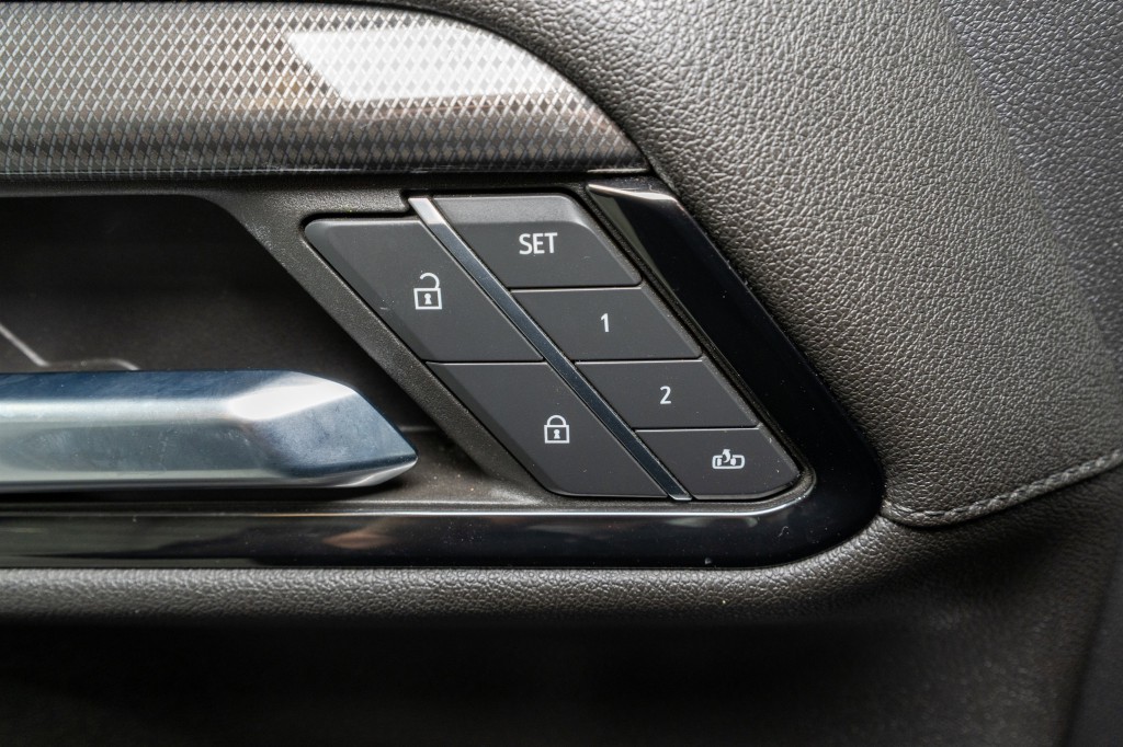 2024 GMC Sierra 2500 Image 16