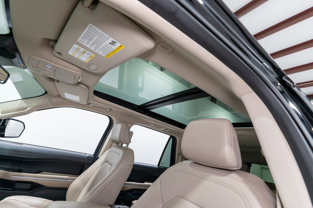 2024 Ford Expedition Image 18
