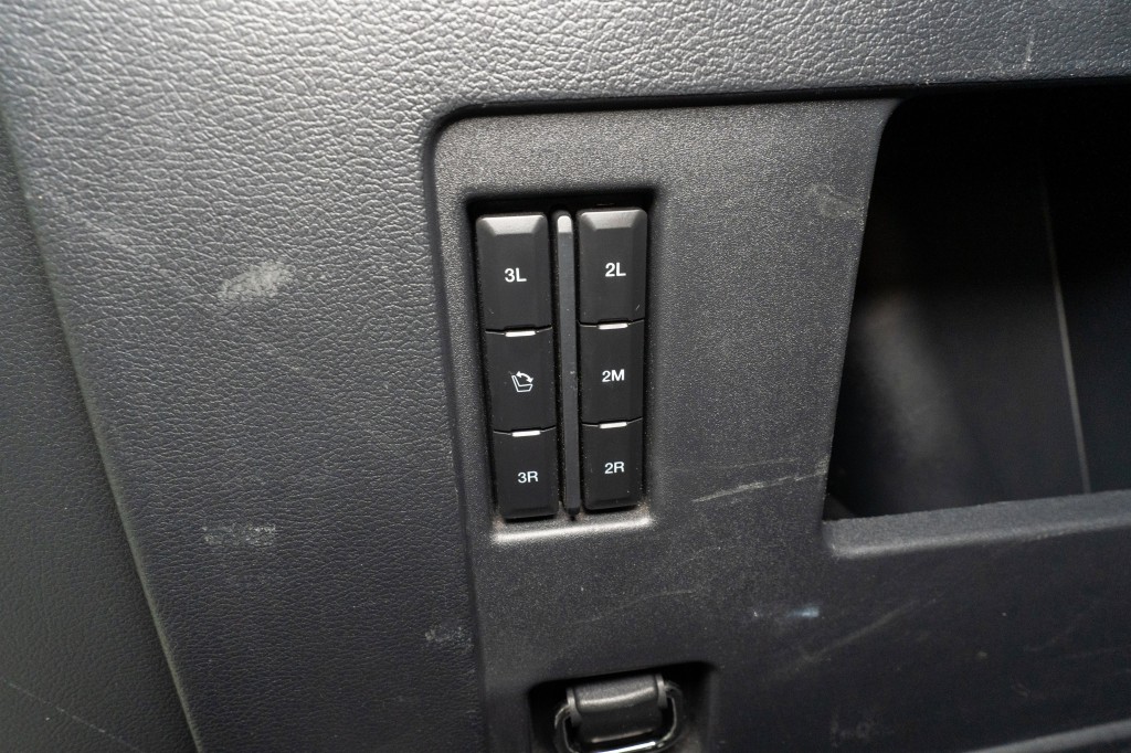 2024 Ford Expedition Image 37