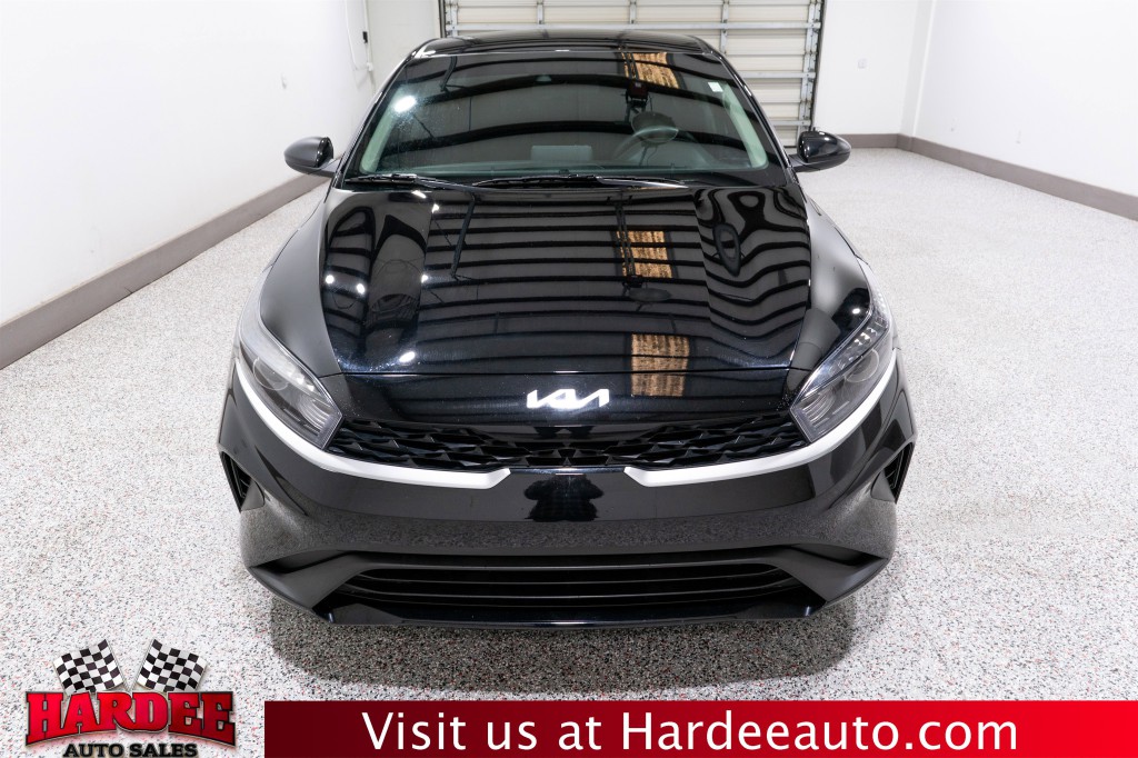 2024 Kia Forte Image 7