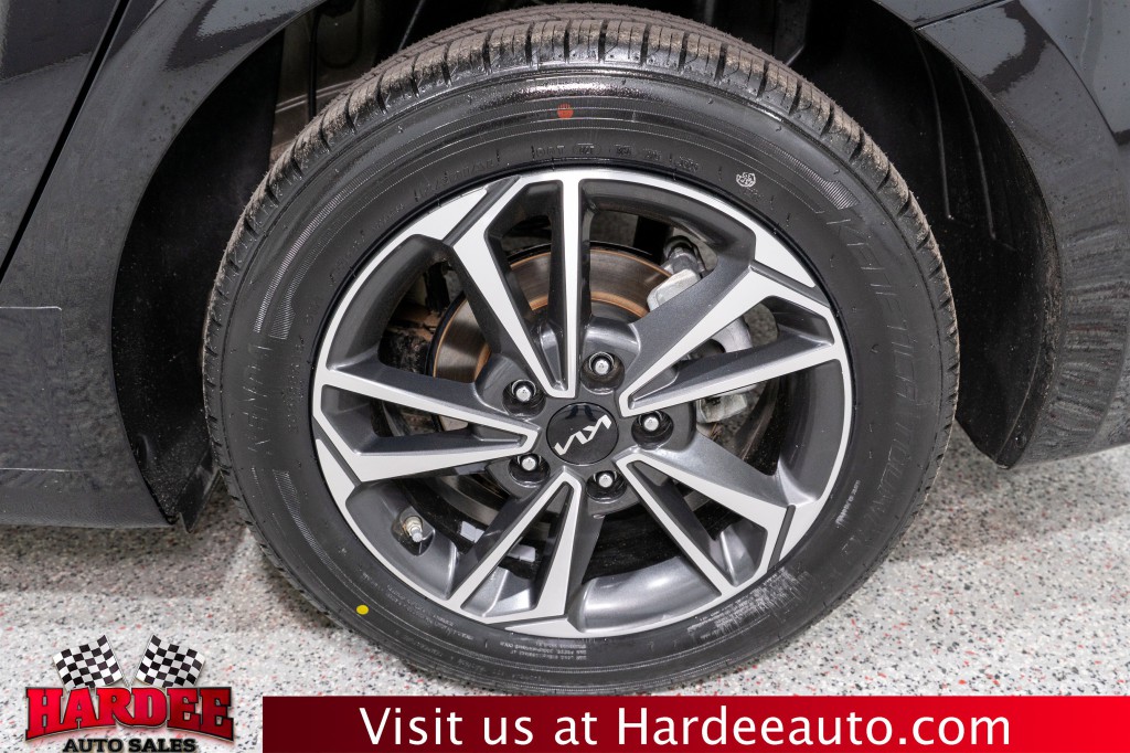 2024 Kia Forte Image 10