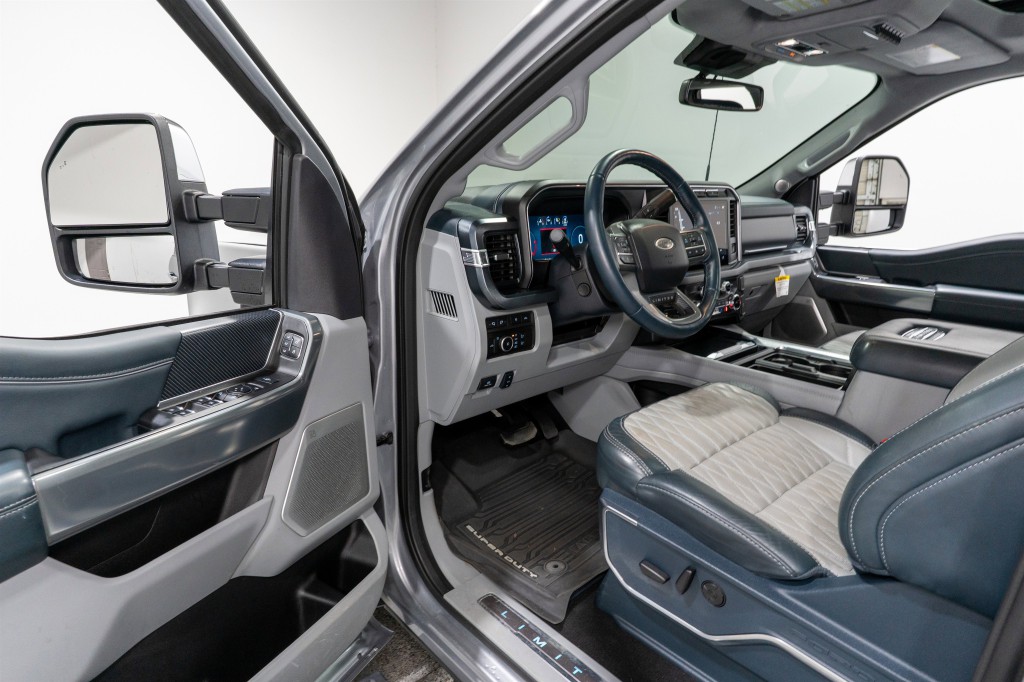 2024 Ford F-250 Image 16