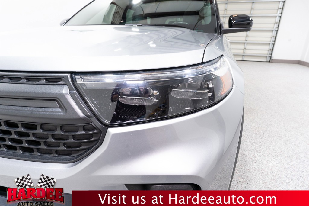 2023 Ford Explorer Image 8