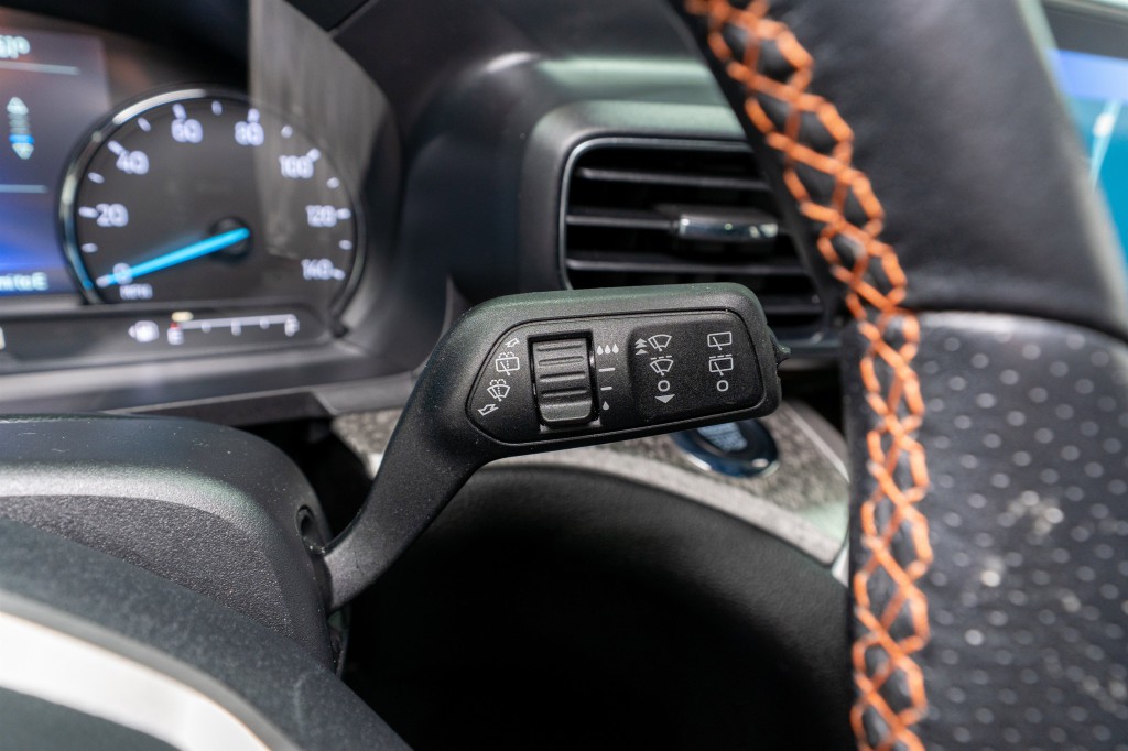 2023 Ford Explorer Image 30