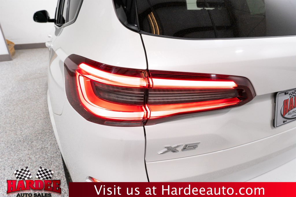 2021 BMW X5 Image 9