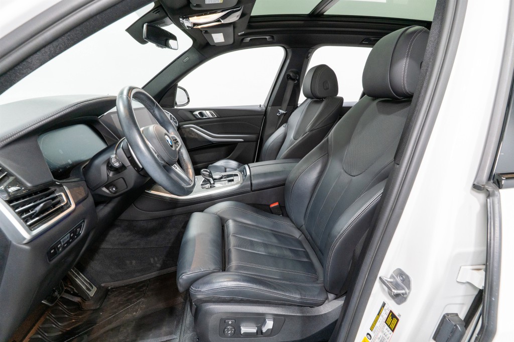 2021 BMW X5 Image 16