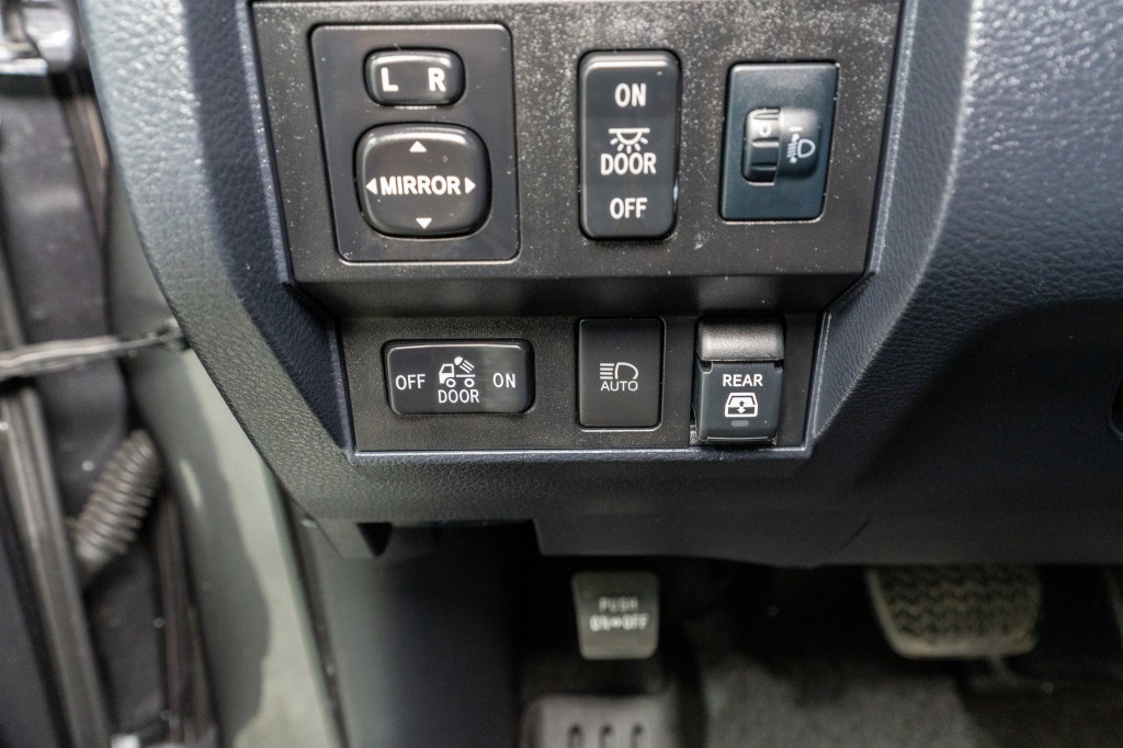 2019 Toyota Tundra Image 35