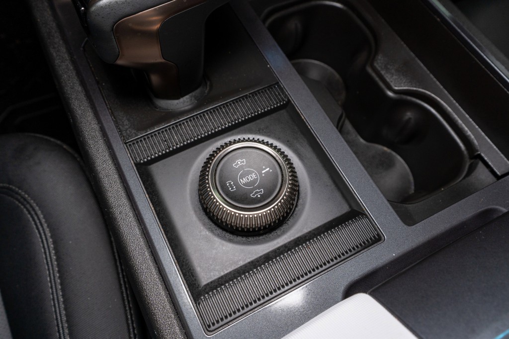 2023 GMC HUMMER EV Pickup Image 30