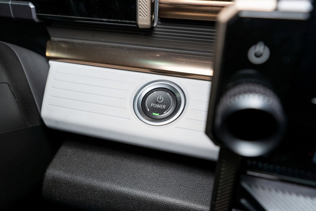 2023 GMC HUMMER EV Pickup Image 36