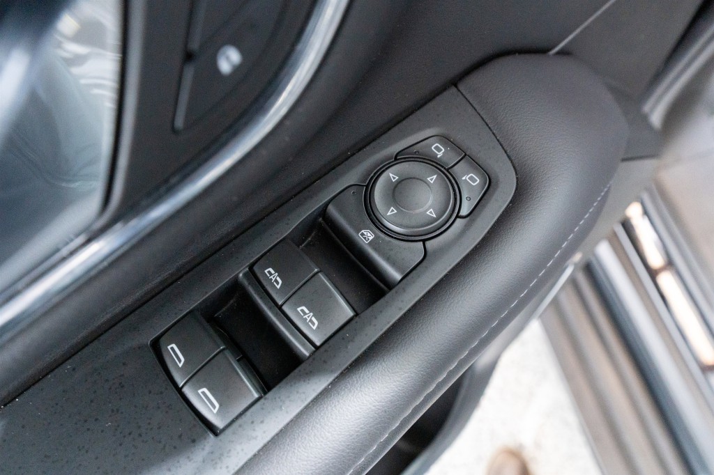 2023 GMC Yukon Image 14