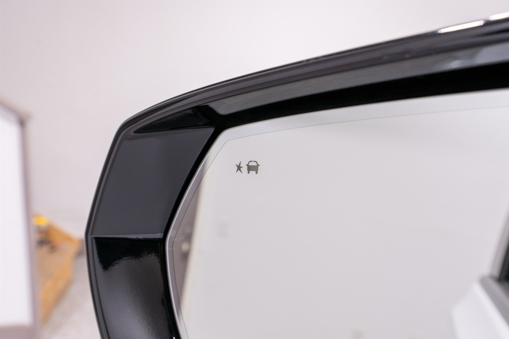 2024 Chevrolet Suburban Image 13