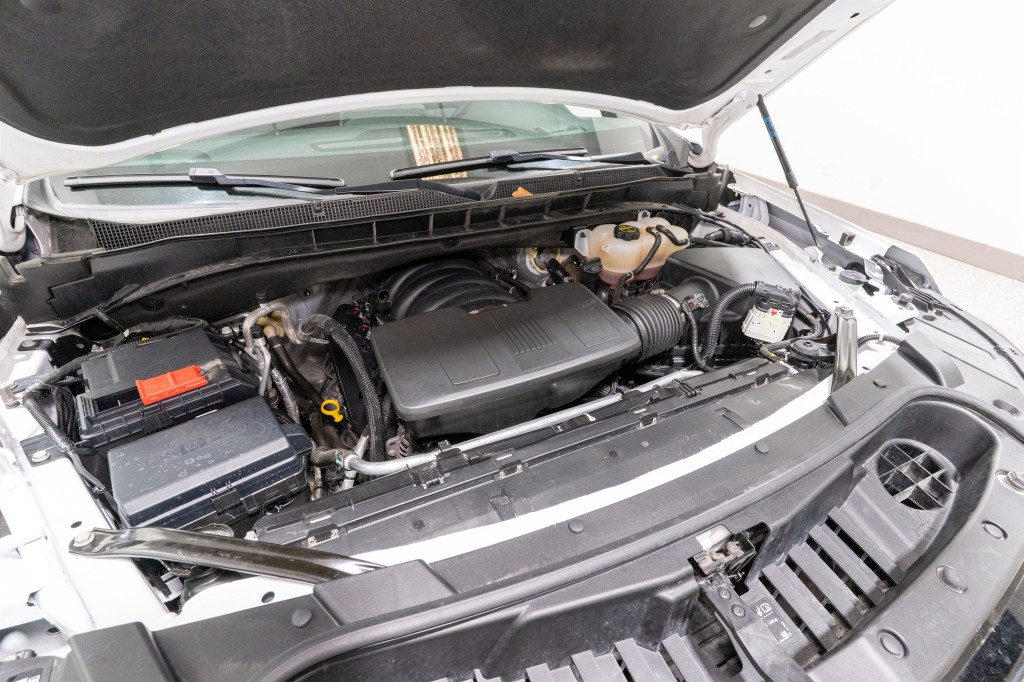 2024 Chevrolet Suburban Image 36