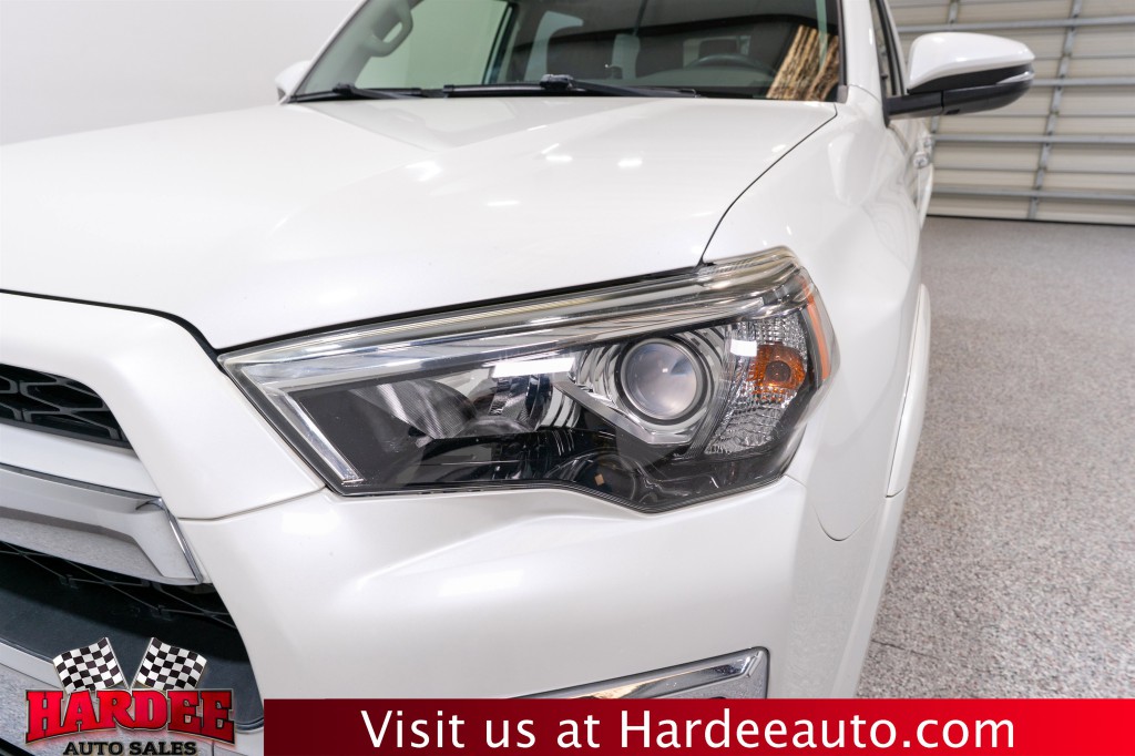 2018 Toyota 4Runner Image 8