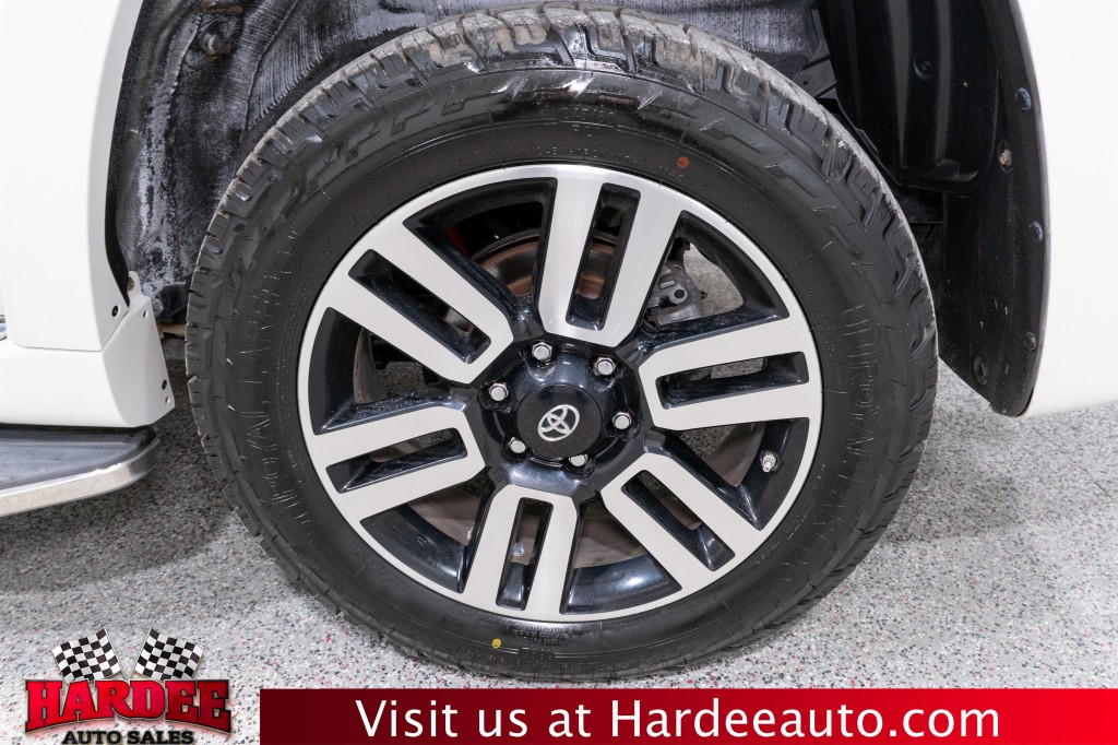 2018 Toyota 4Runner Image 10