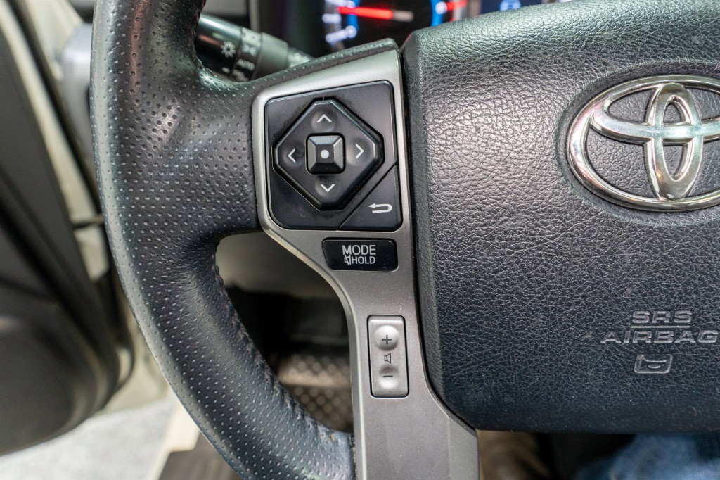 2018 Toyota 4Runner Image 28