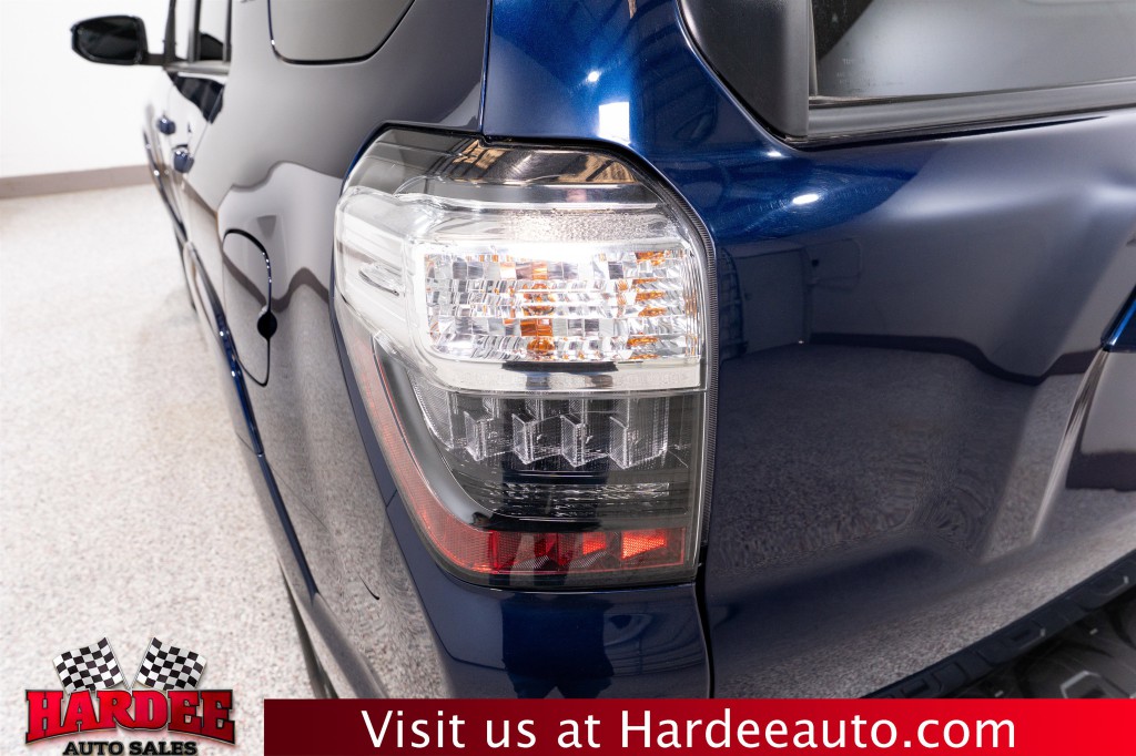 2024 Toyota 4Runner Image 9