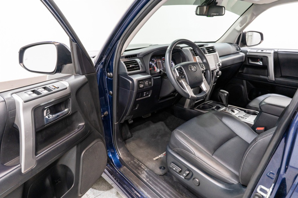 2024 Toyota 4Runner Image 12