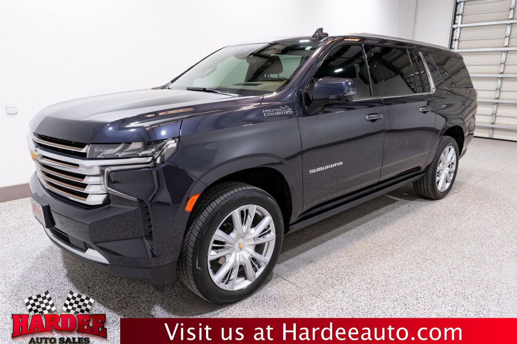 2024 Chevrolet Suburban Image 2