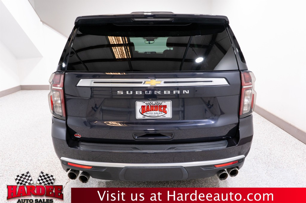 2024 Chevrolet Suburban Image 4