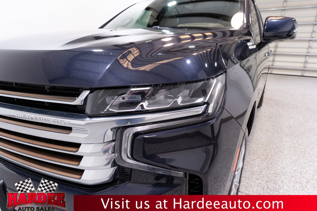 2024 Chevrolet Suburban Image 8