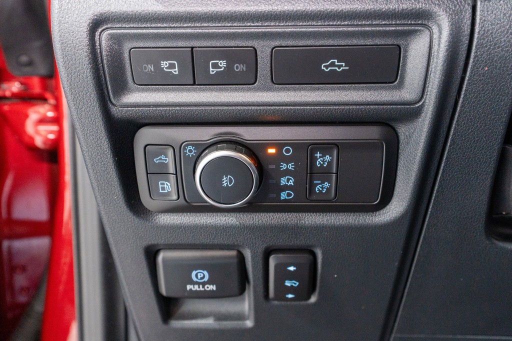 2021 Ford F-150 Image 38