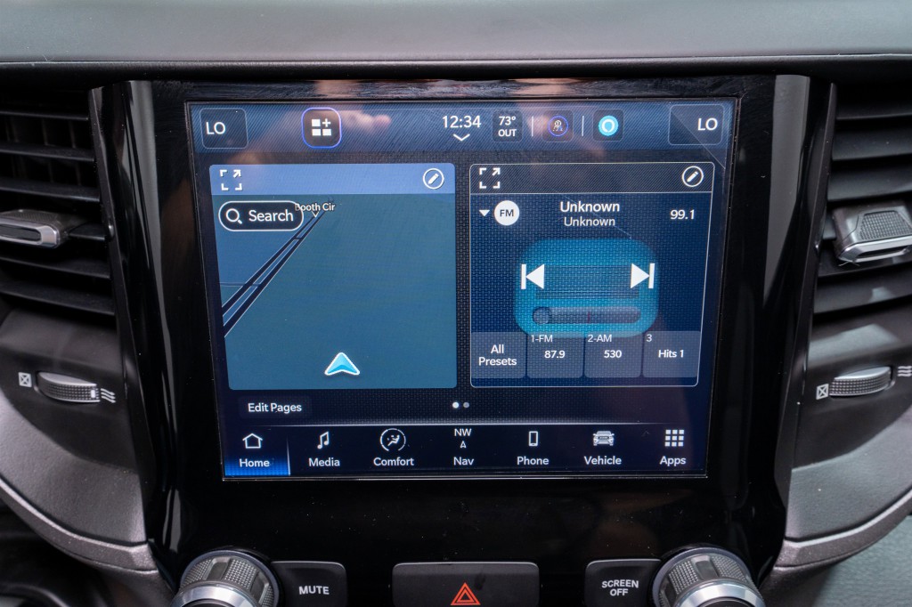 2023 RAM 3500 Image 18