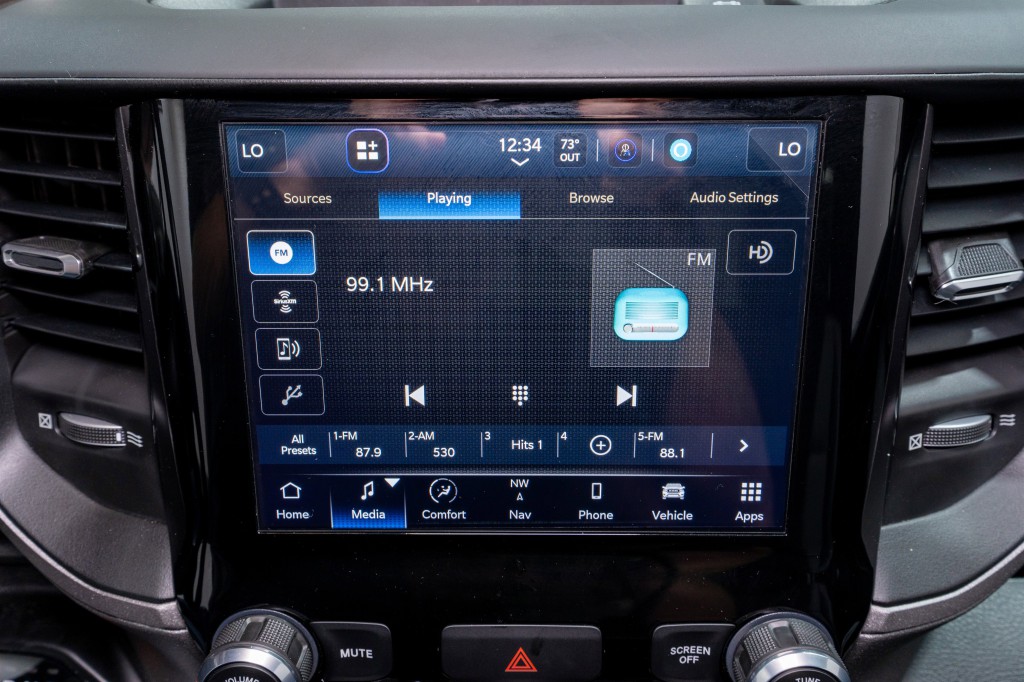 2023 RAM 3500 Image 19