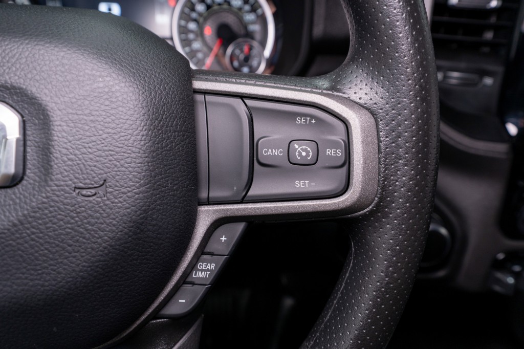 2023 RAM 3500 Image 26