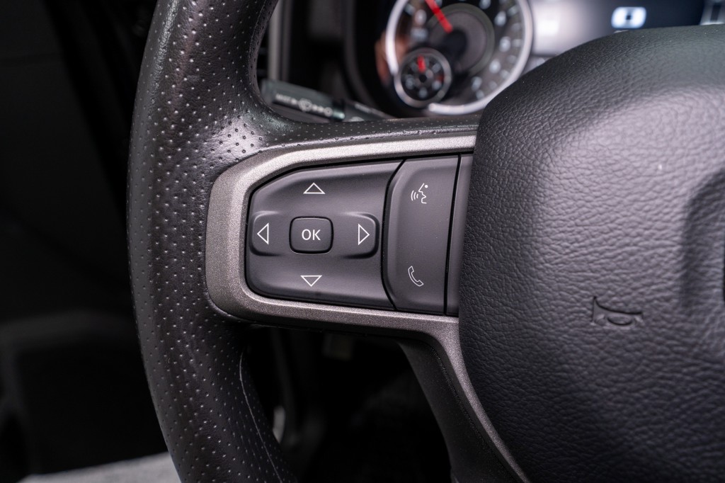 2023 RAM 3500 Image 27