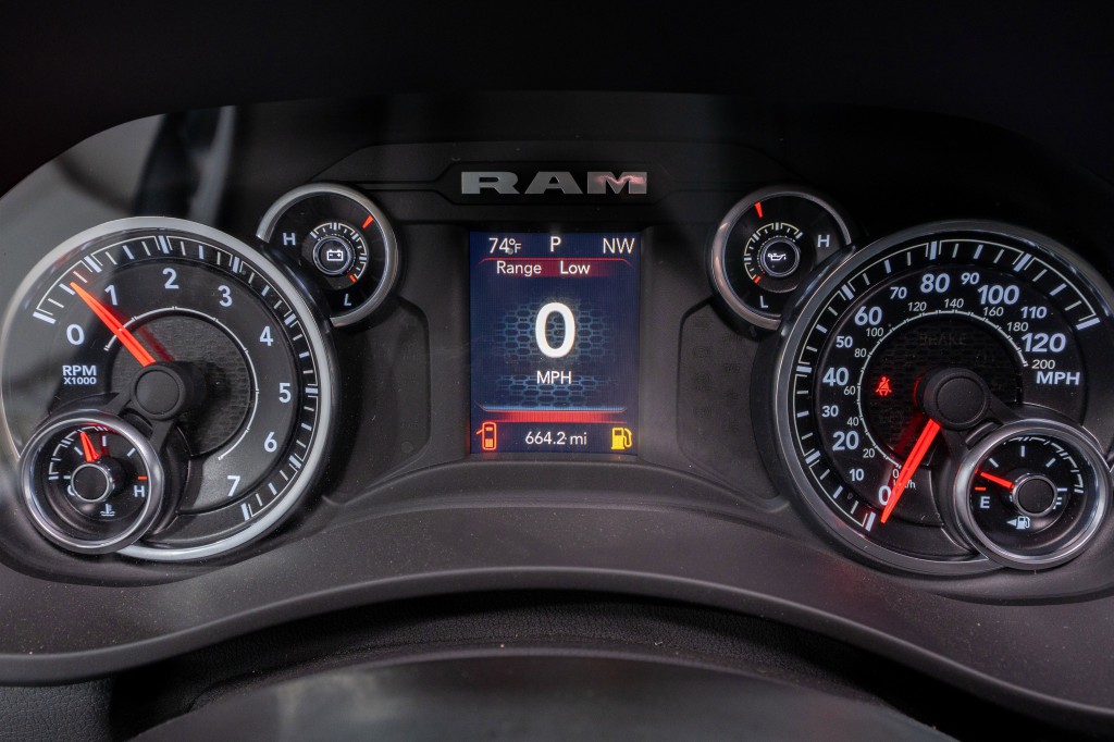 2023 RAM 2500 Image 23