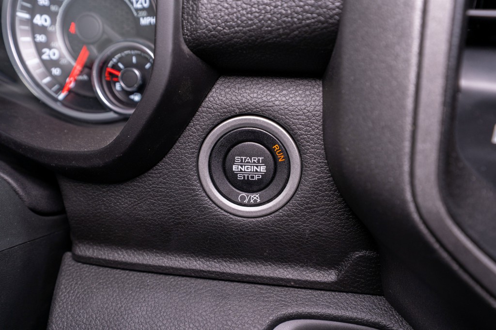 2023 RAM 2500 Image 27