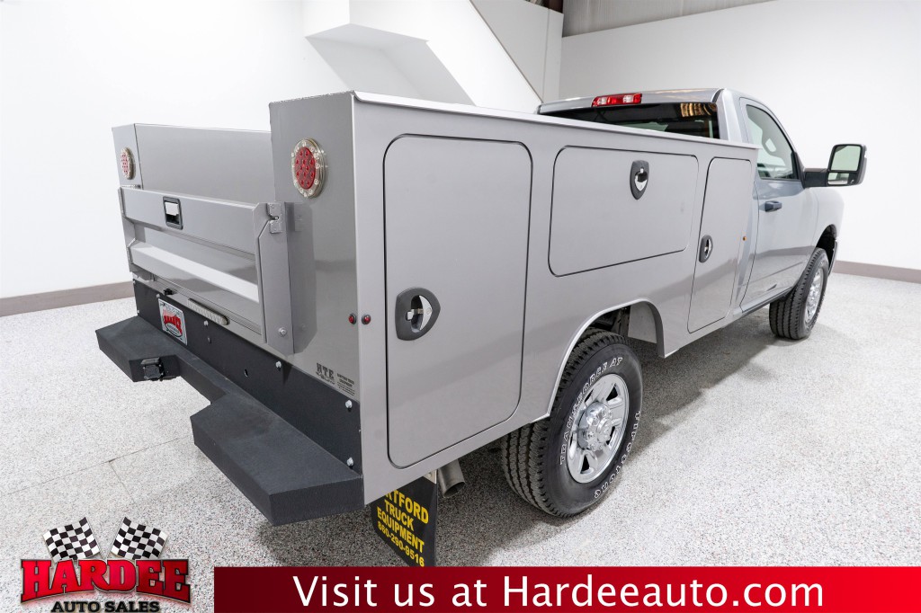 2023 RAM 2500 Image 5