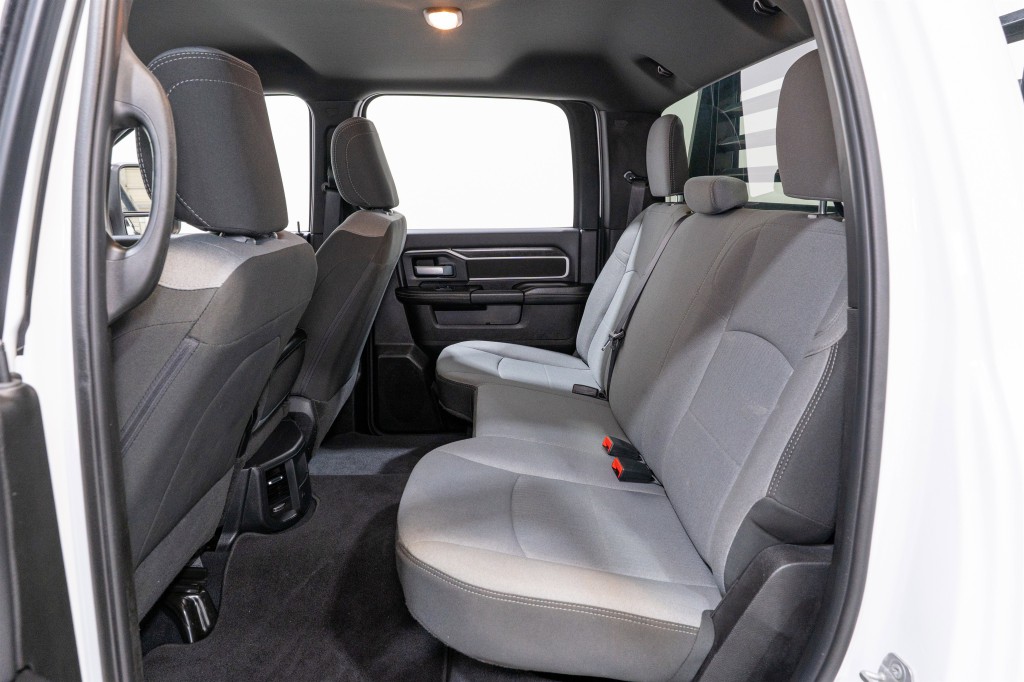 2024 RAM 3500 Image 28