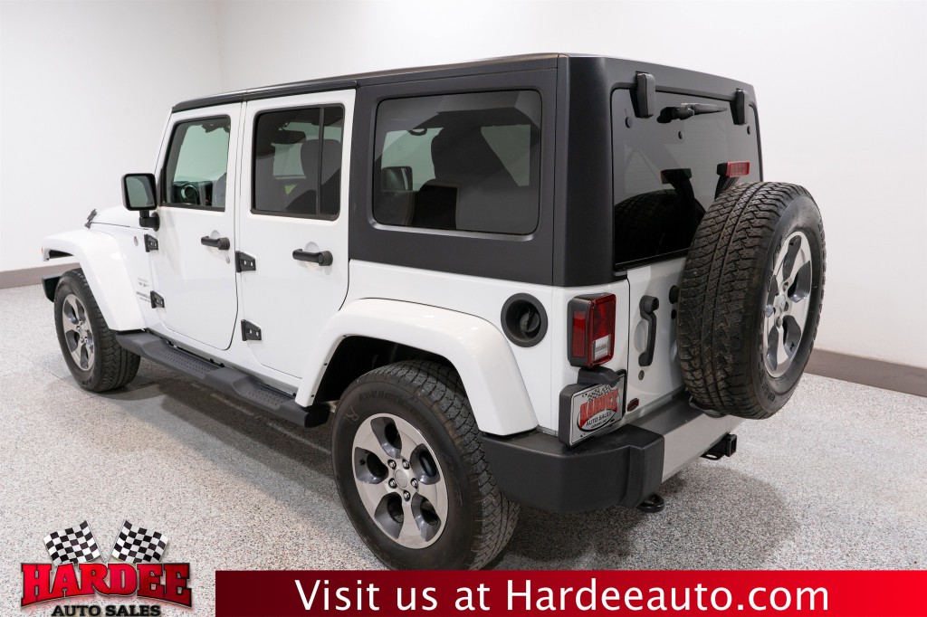 2017 Jeep Wrangler Unlimited Image 3