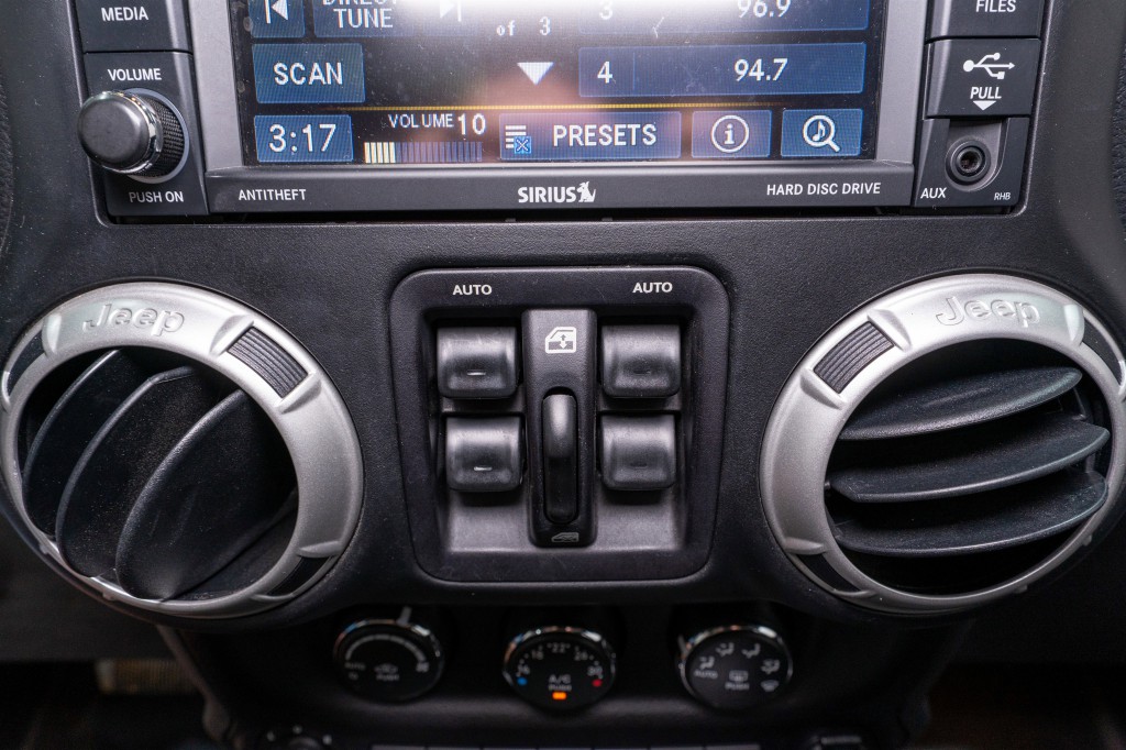 2017 Jeep Wrangler Unlimited Image 18