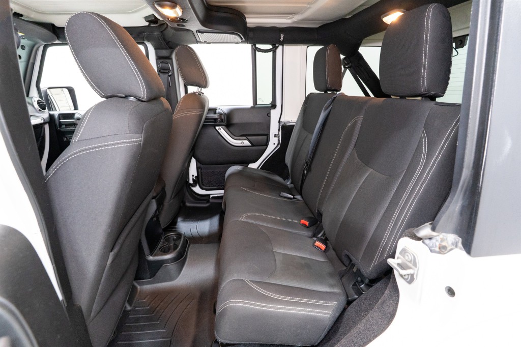 2017 Jeep Wrangler Unlimited Image 28