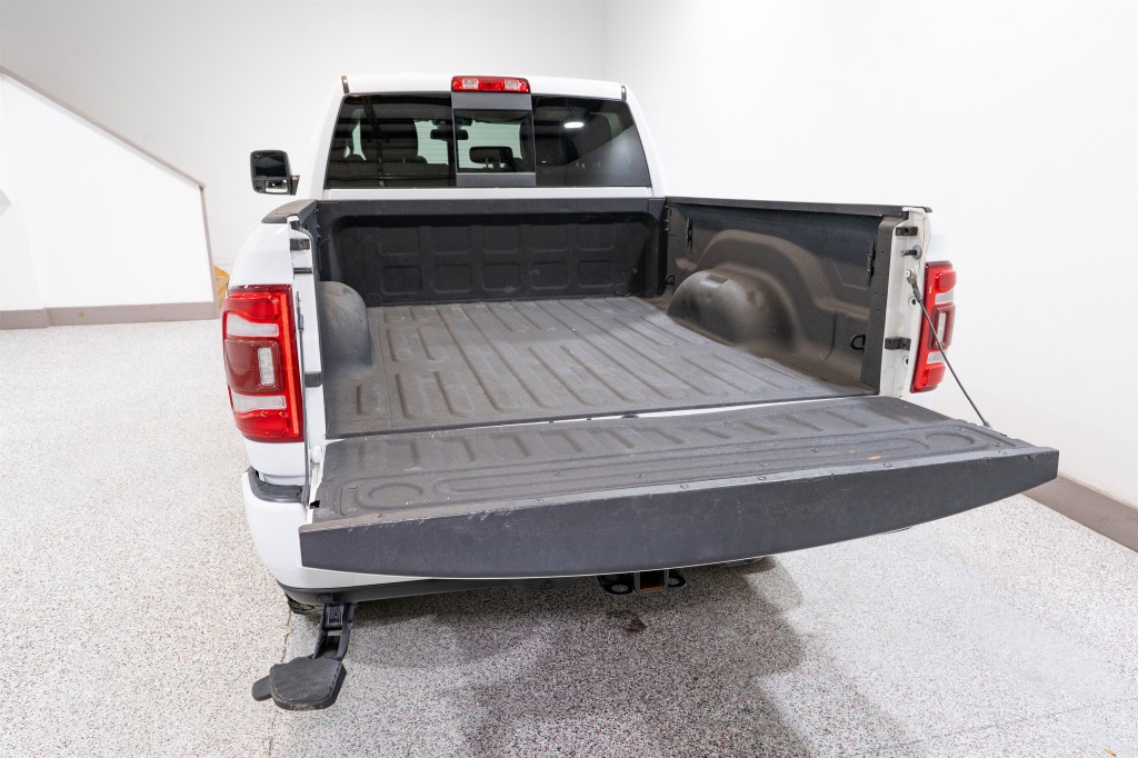 2023 RAM 2500 Image 11
