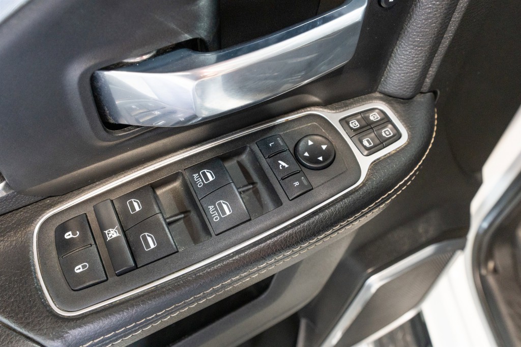 2023 RAM 2500 Image 16