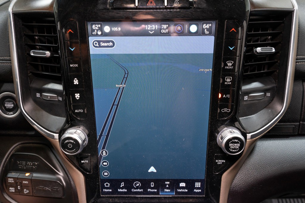 2023 RAM 2500 Image 18