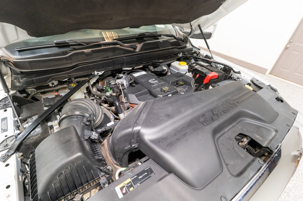 2023 RAM 2500 Image 33