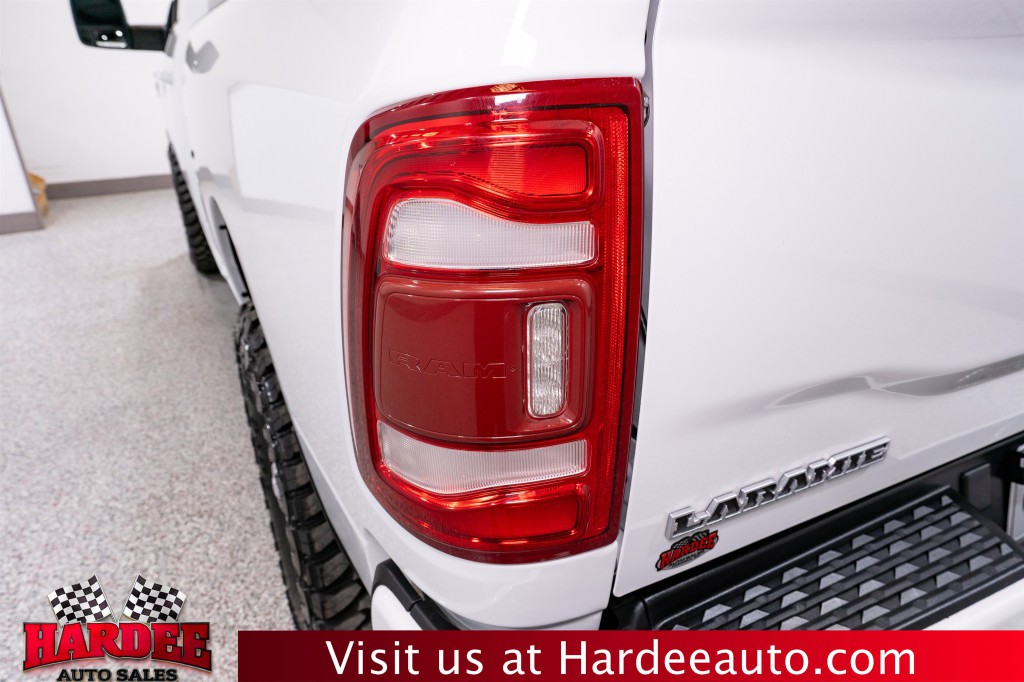 2023 RAM 2500 Image 9