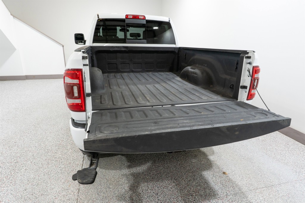 2023 RAM 2500 Image 11
