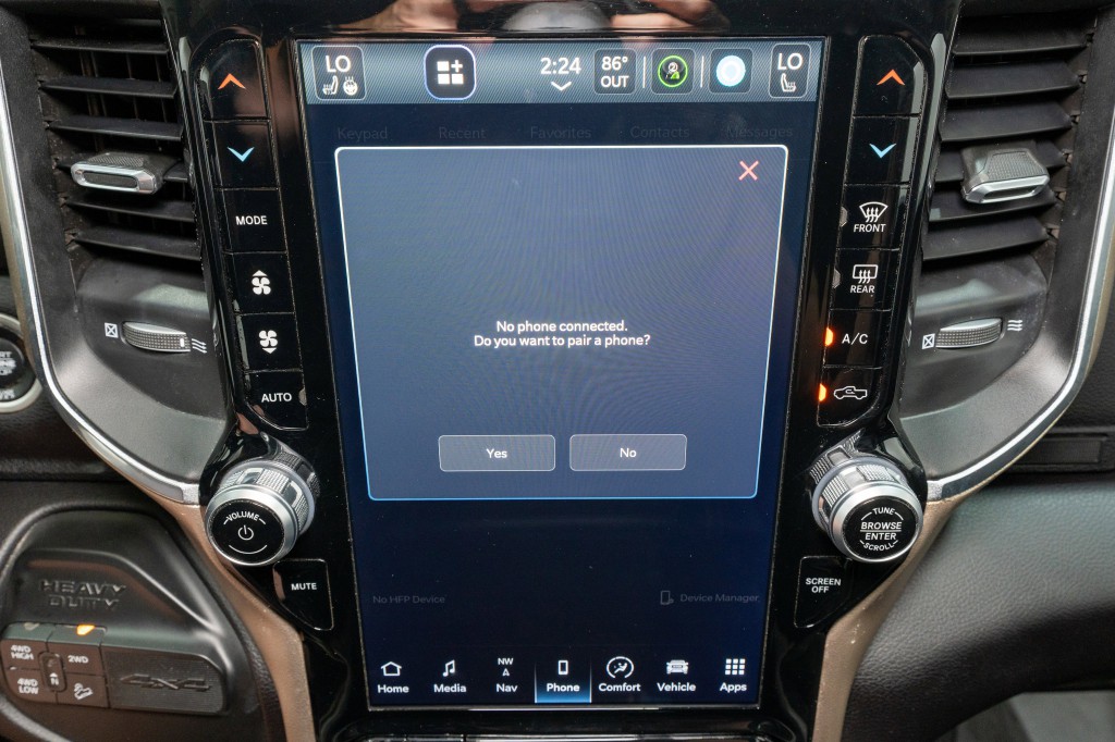 2023 RAM 2500 Image 21