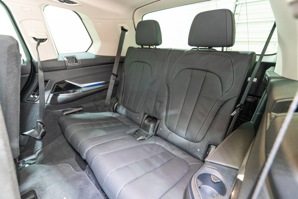 2022 BMW X7 Image 34