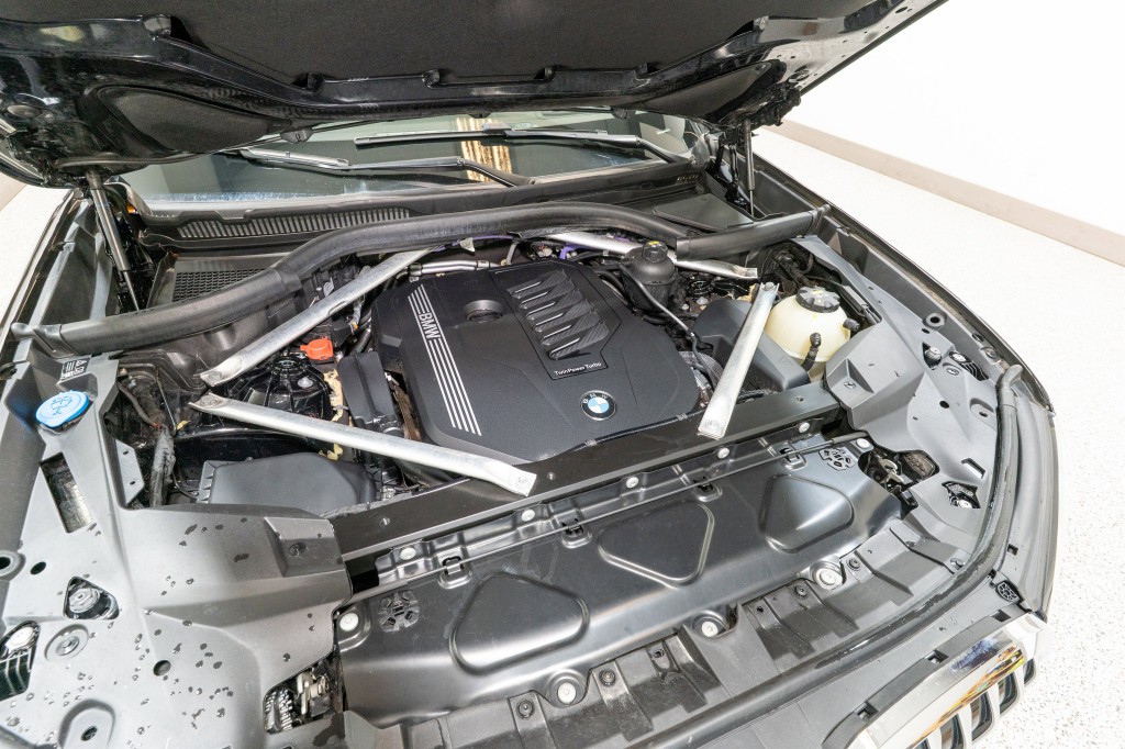 2022 BMW X7 Image 36