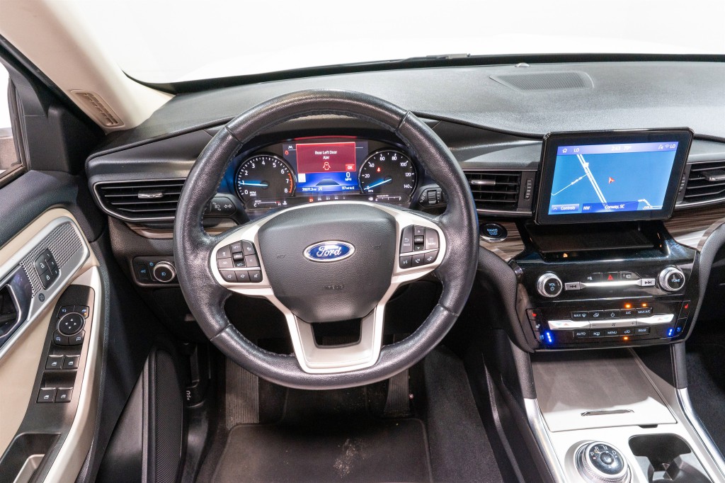 2022 Ford Explorer Image 11